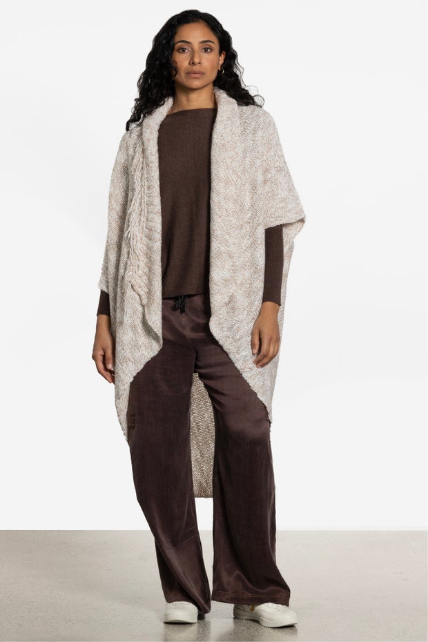 Zolie Chunky Knit Shrug in Brown